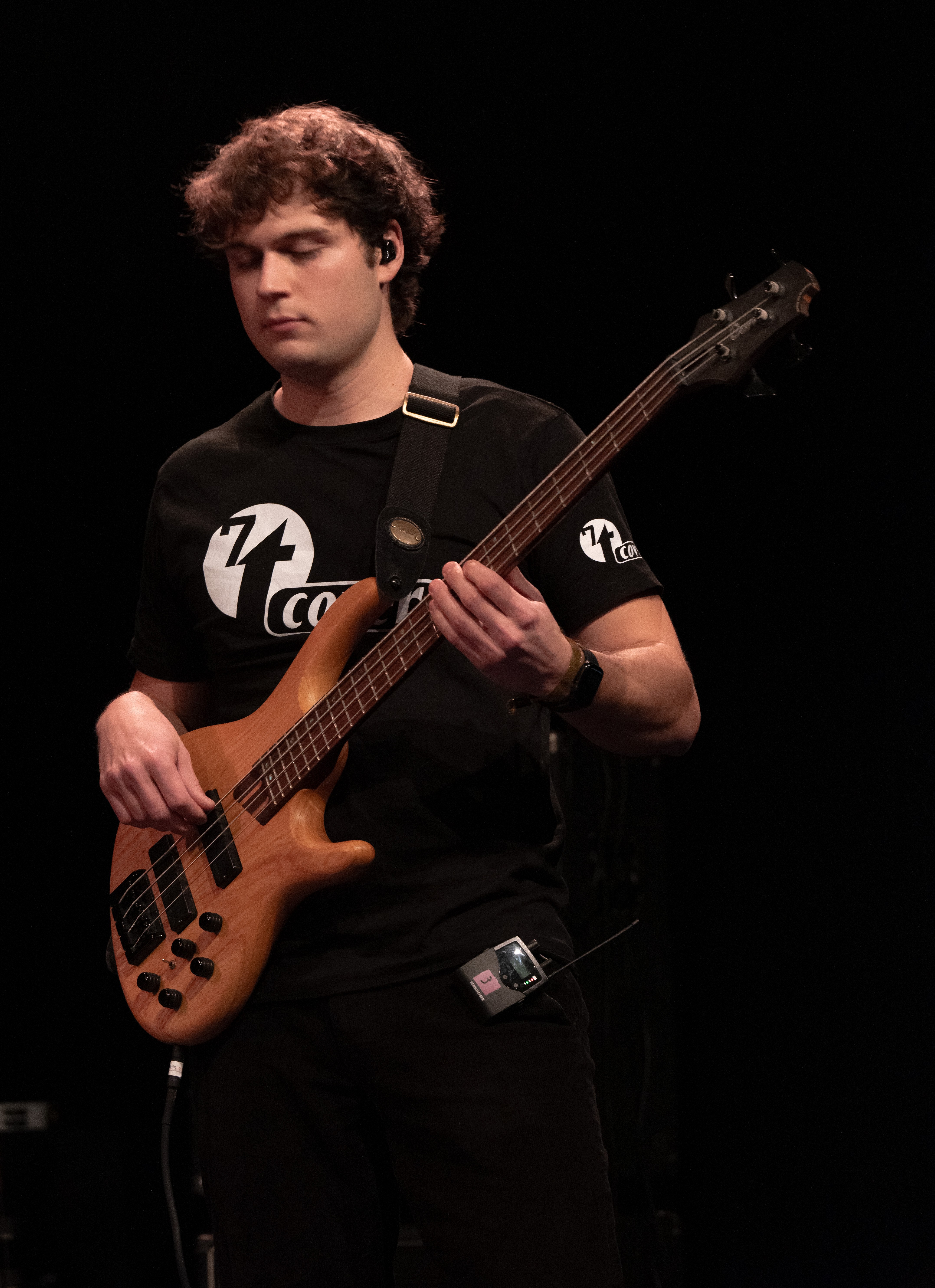 Flashback Radio Band Member